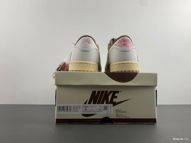 Travis  DM7866-106 SP Jordan 1 Low OG Scott Retro 0325